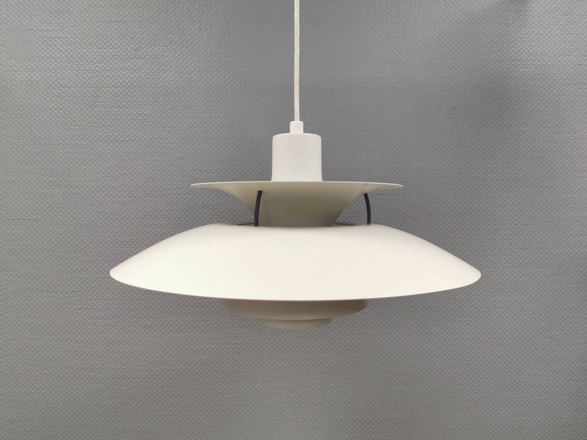 PH 5 hanging lamp, by lamp master Poul Henningsen (PH) for Louis Poulsen