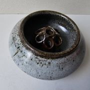 Speckled grey ceramic flowerpot vase Signed Gérald POTT (diameter 12
