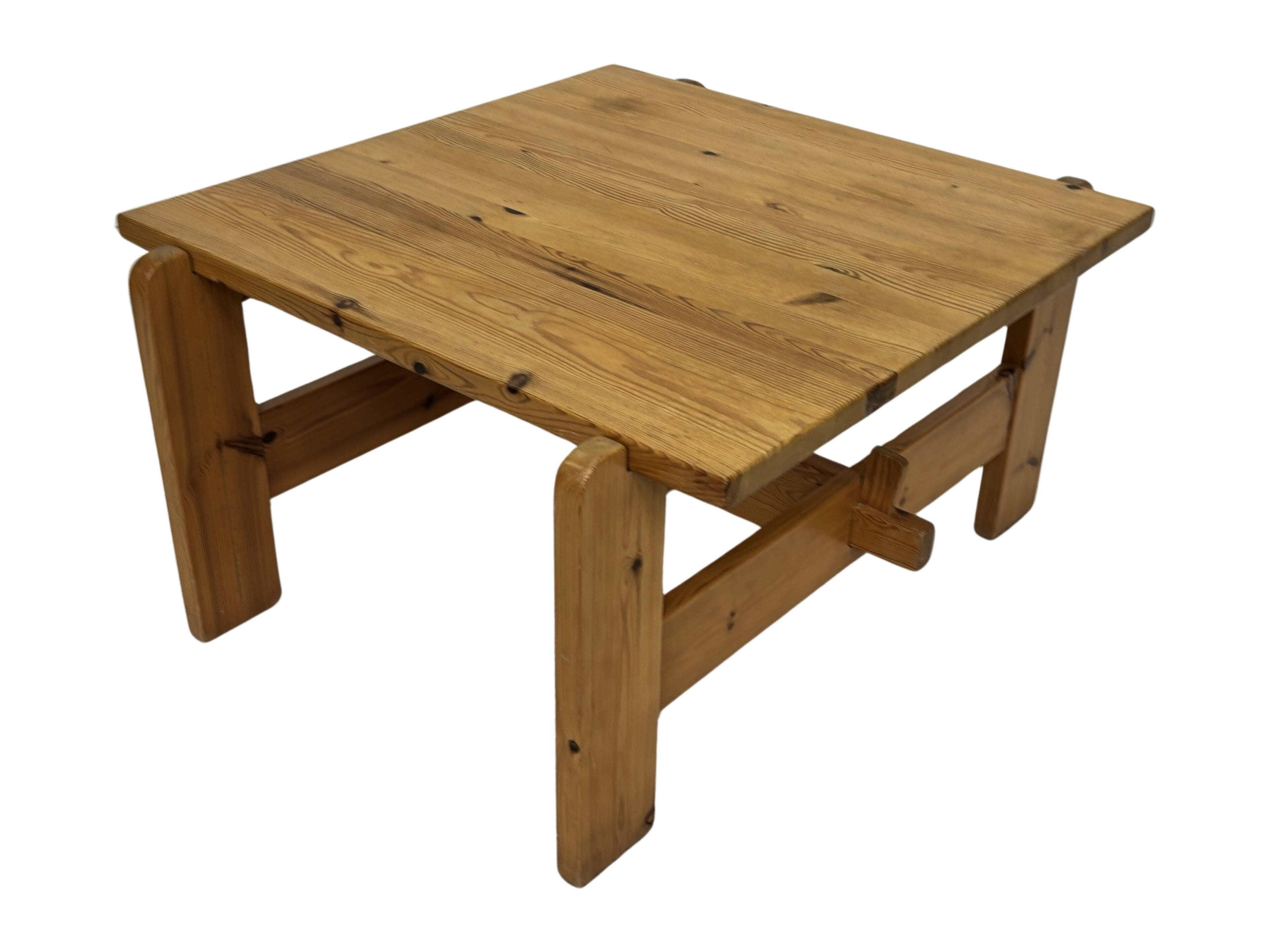 Vintage coffee table pinewood minimalist 1970s design