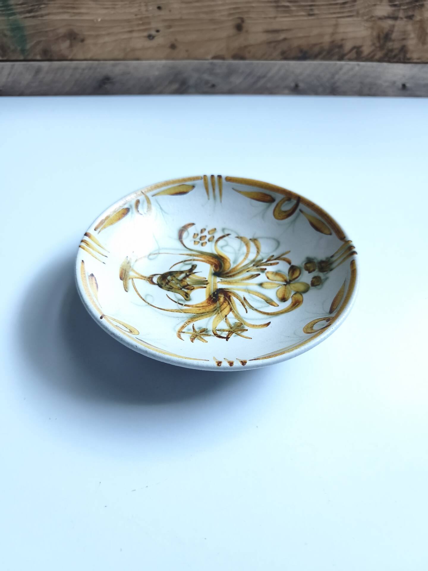 Vintage hollow plate Keraluc Quimper France G6 floral decoration bo