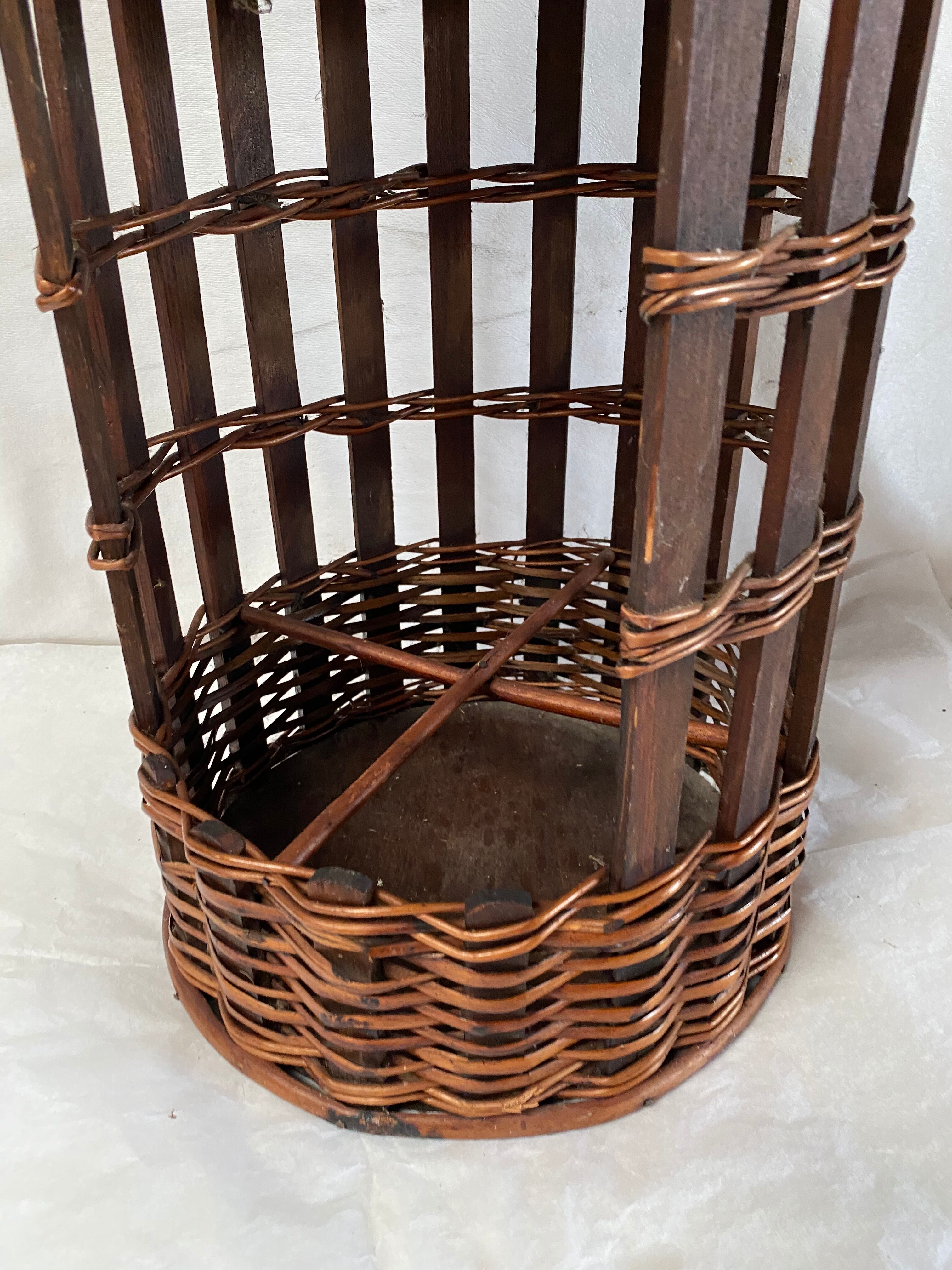 Vintage rattan bar basket
