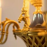 Louis XVI style chandelier in gilded bronze. Circa 1900.