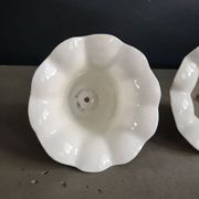 Paire d'abat-jour tulipe en porcelaine
