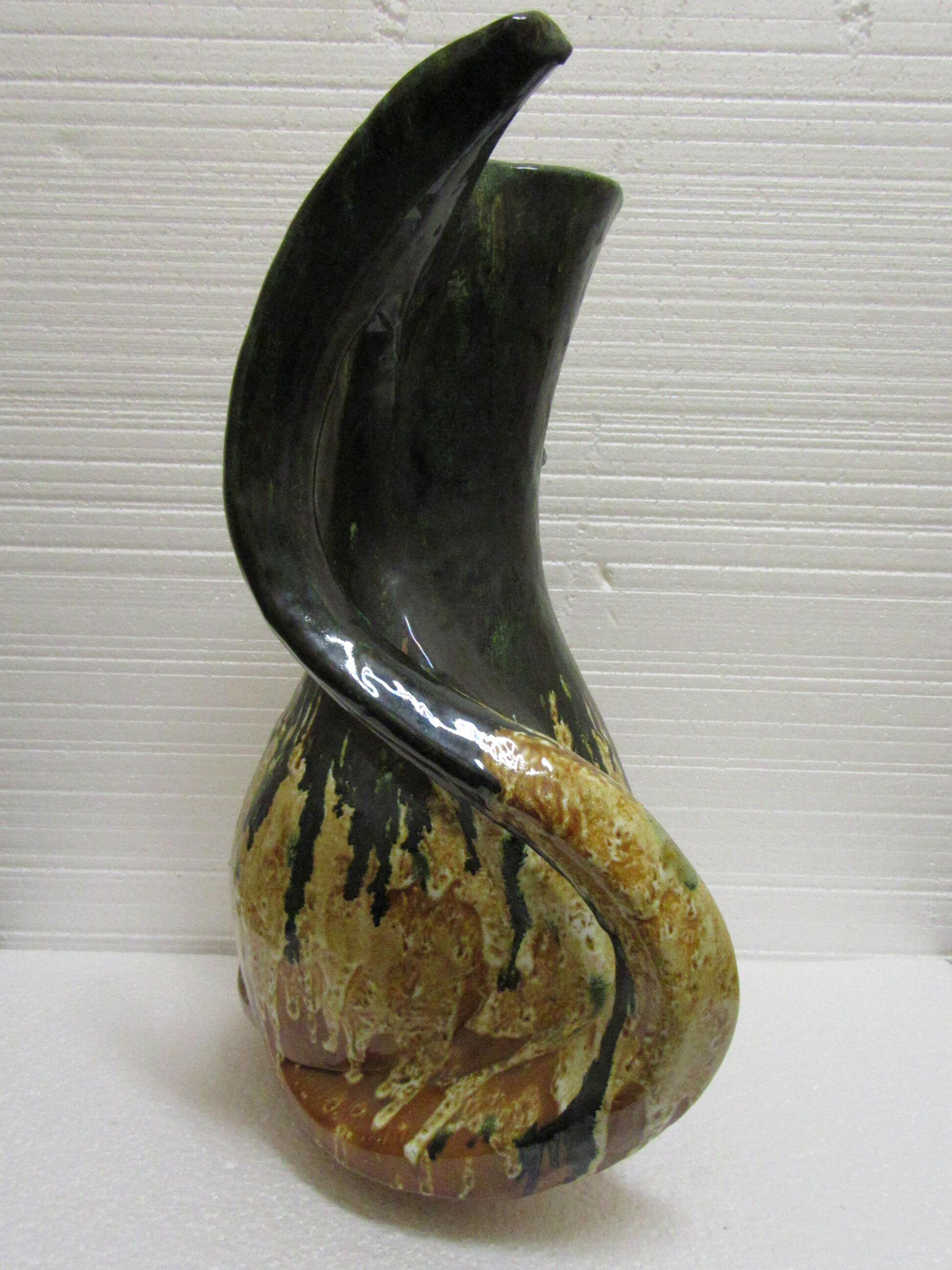 Sars pottery vase