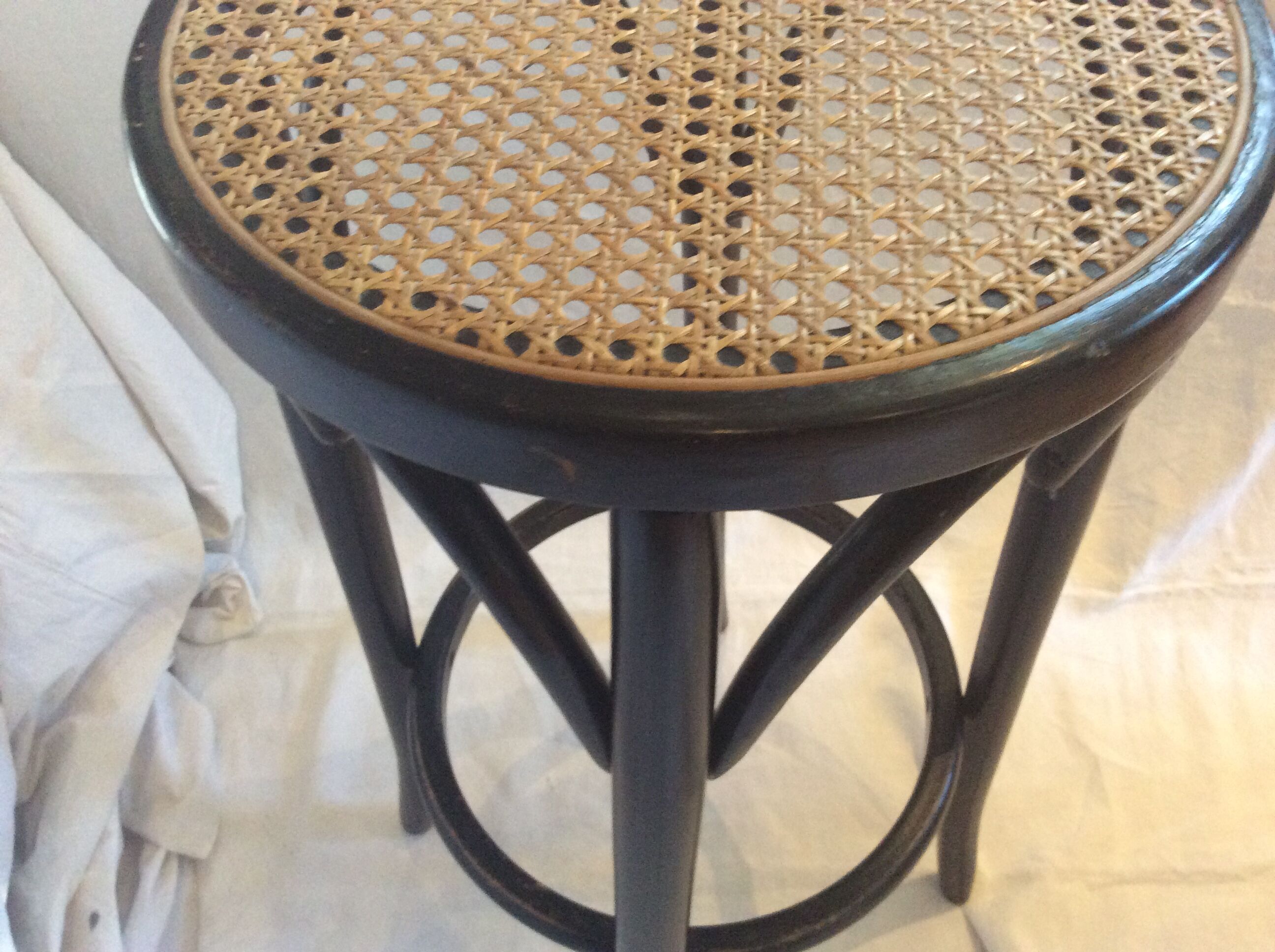 Bistro stool