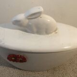 Oval candy box with rabbit motif