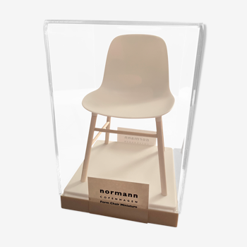 Chaise miniature Normann Copenhagen