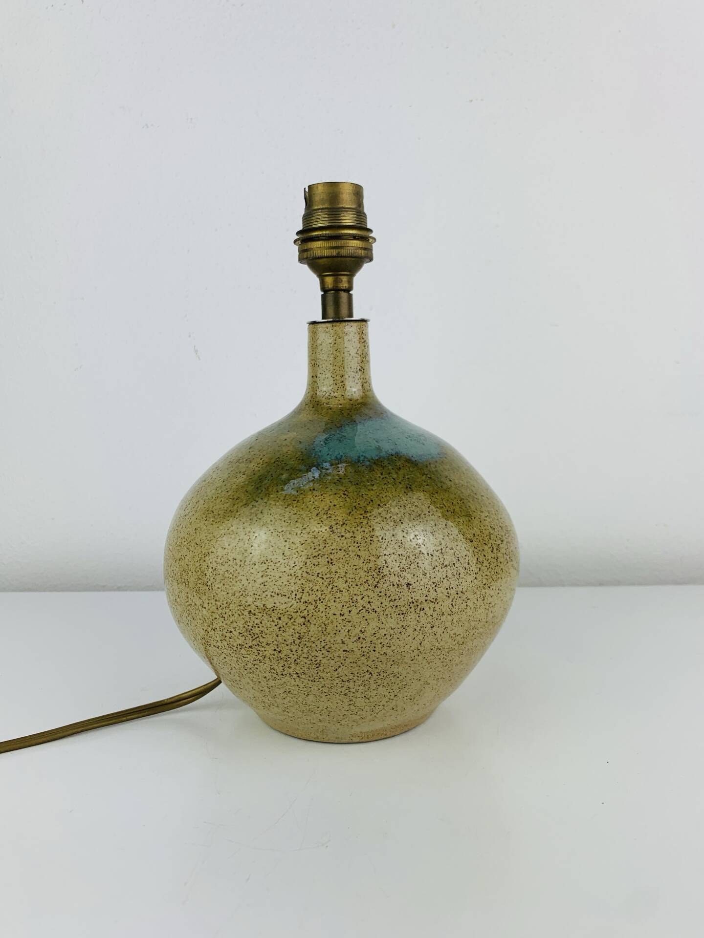 Vintage stoneware globe lamp