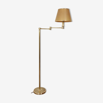 Brass e-reader floor lamp