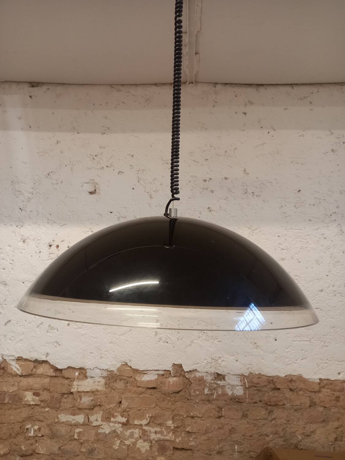 Guzzini plexi chandelier 70s