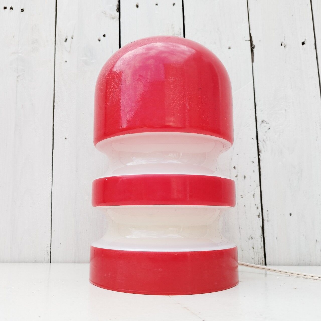 Opaline bedside lamp red and white 60's
