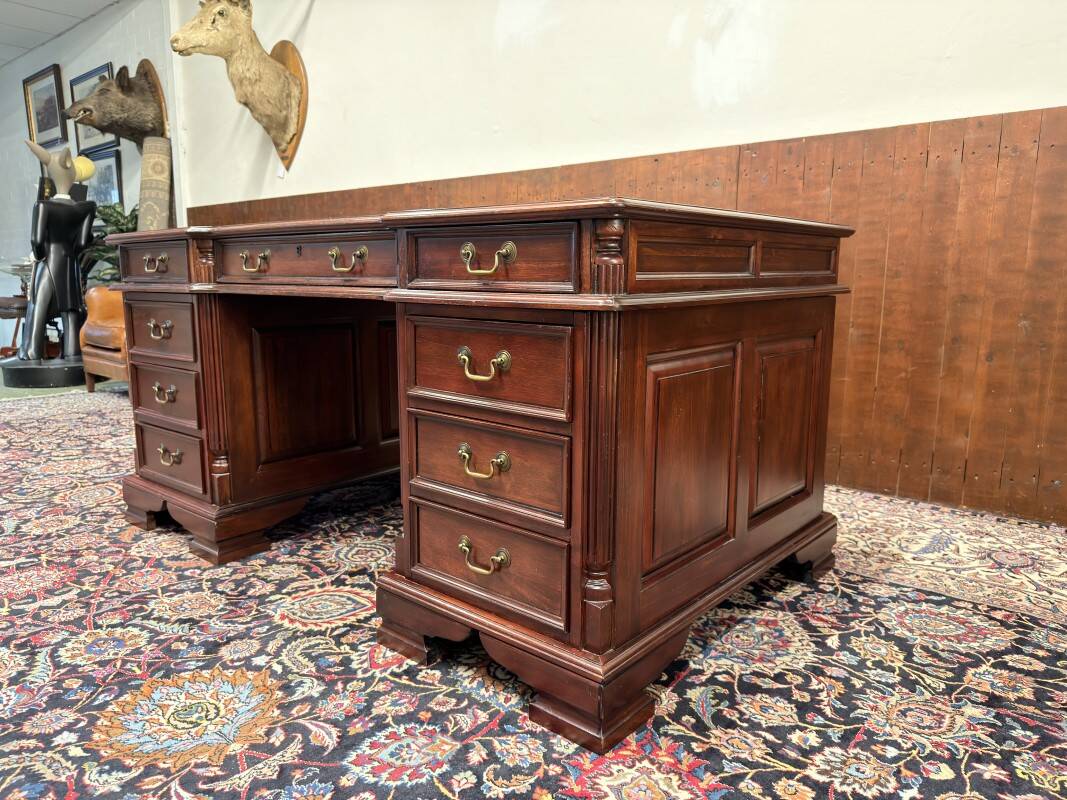 English Chesterfield Desk with Green Leather