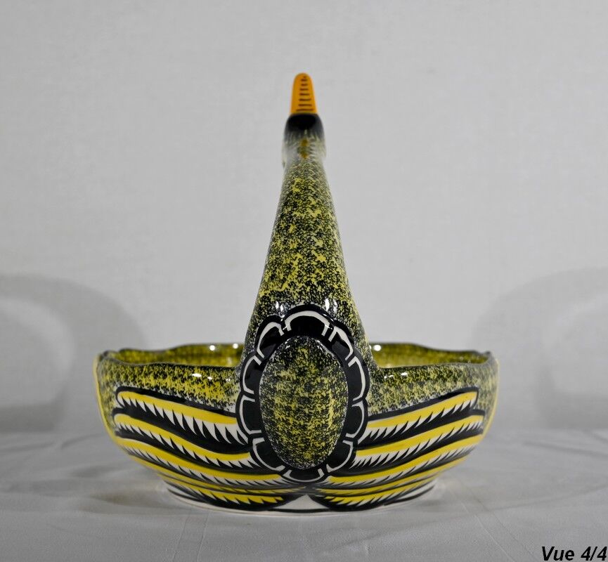 Earthenware basket, Manufacture Henriot Quimper – Mid-twentieth century