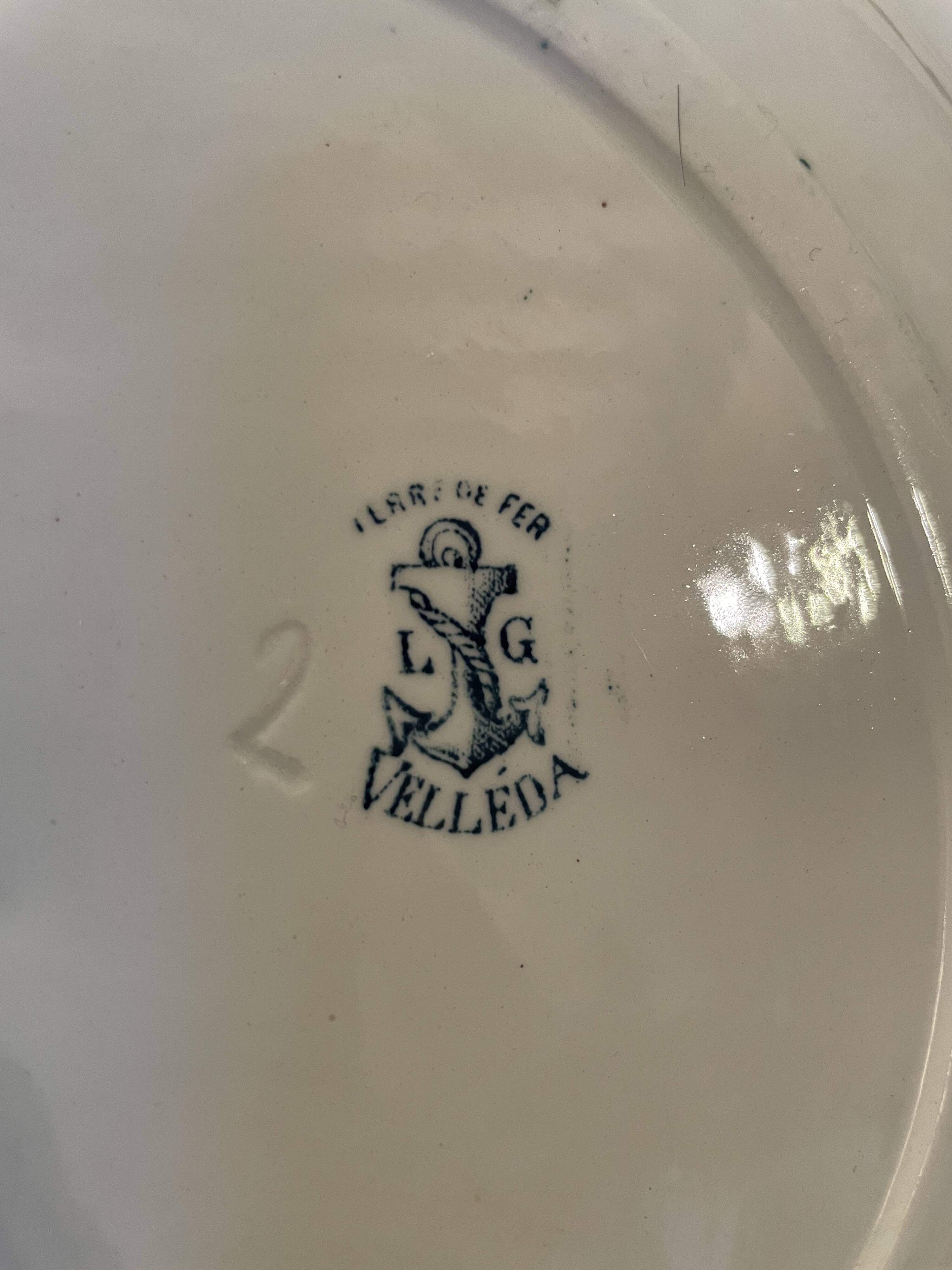 Flat Iron Earth "Velleda"