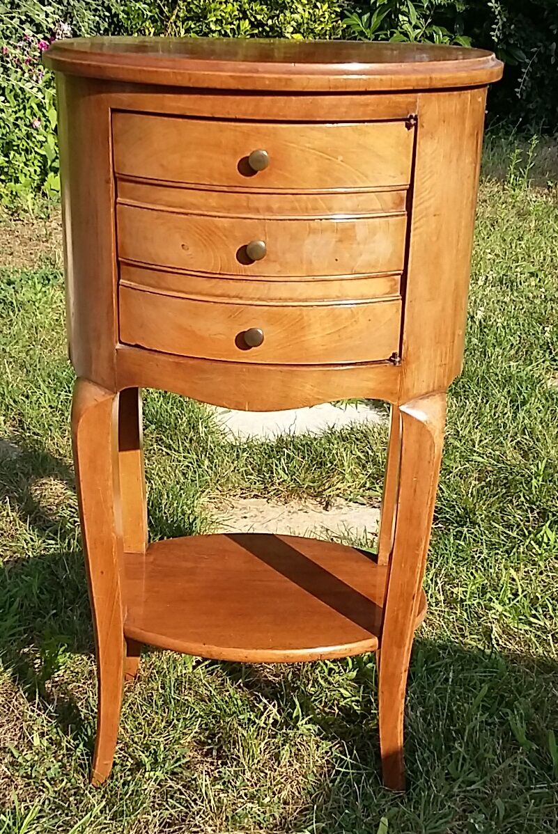 Ancienne table de chevet style Louis Philippe époque XXème marqueté