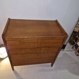 Oak veneer chest of drawers from the 50s/60s