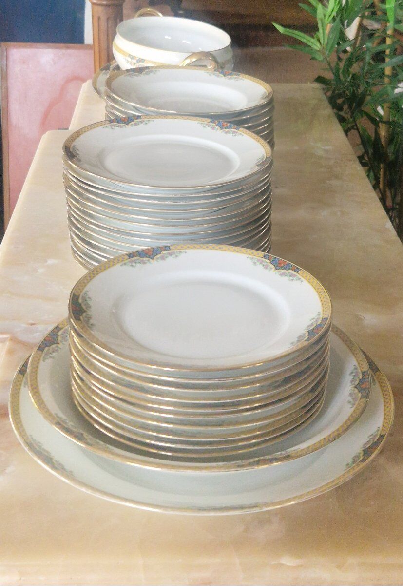 Limoges Porcelain Table Service – F. Legrand – Circa 1920