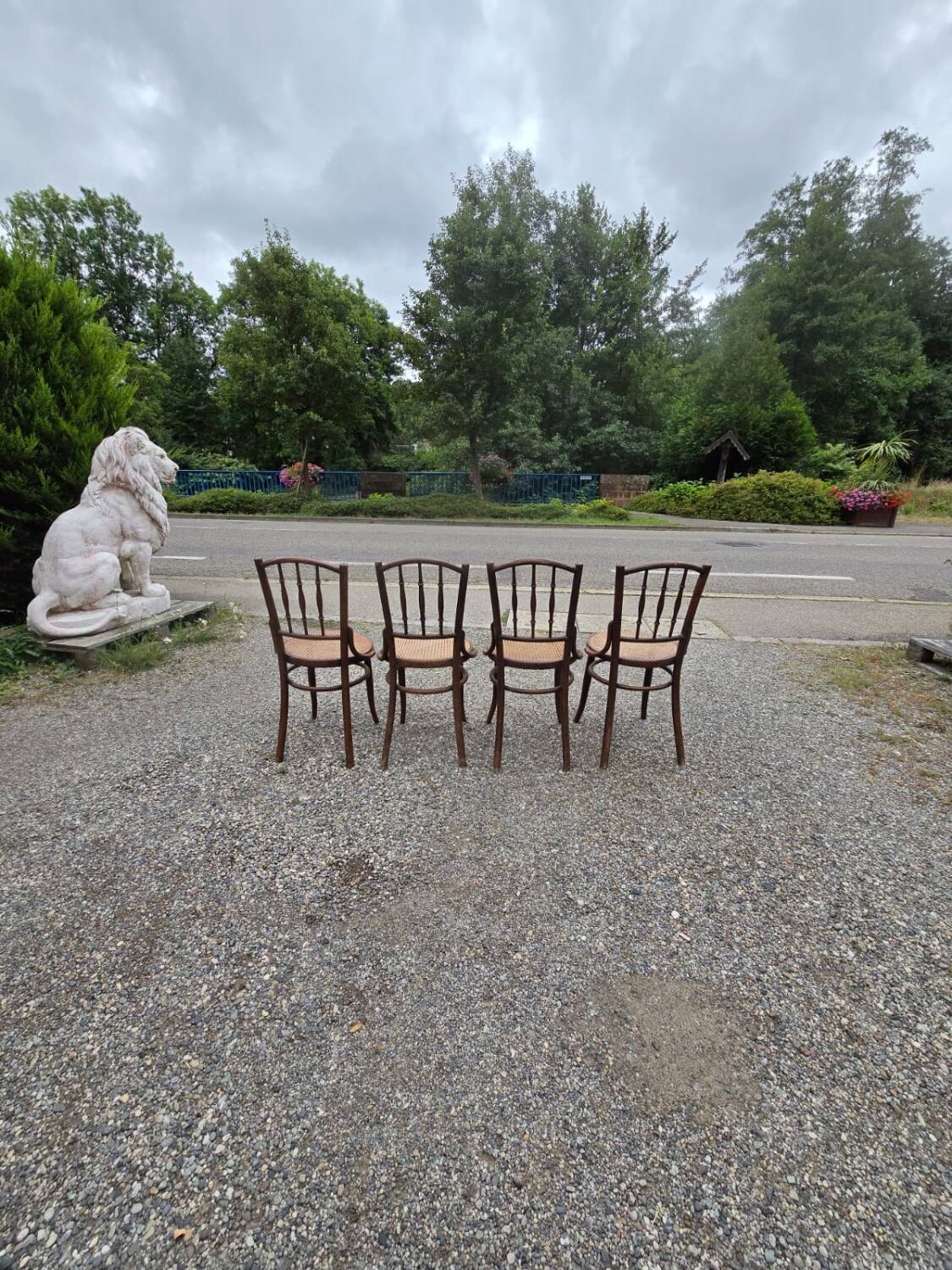 4 vintage Fischel bistro chairs in curved wood and cane