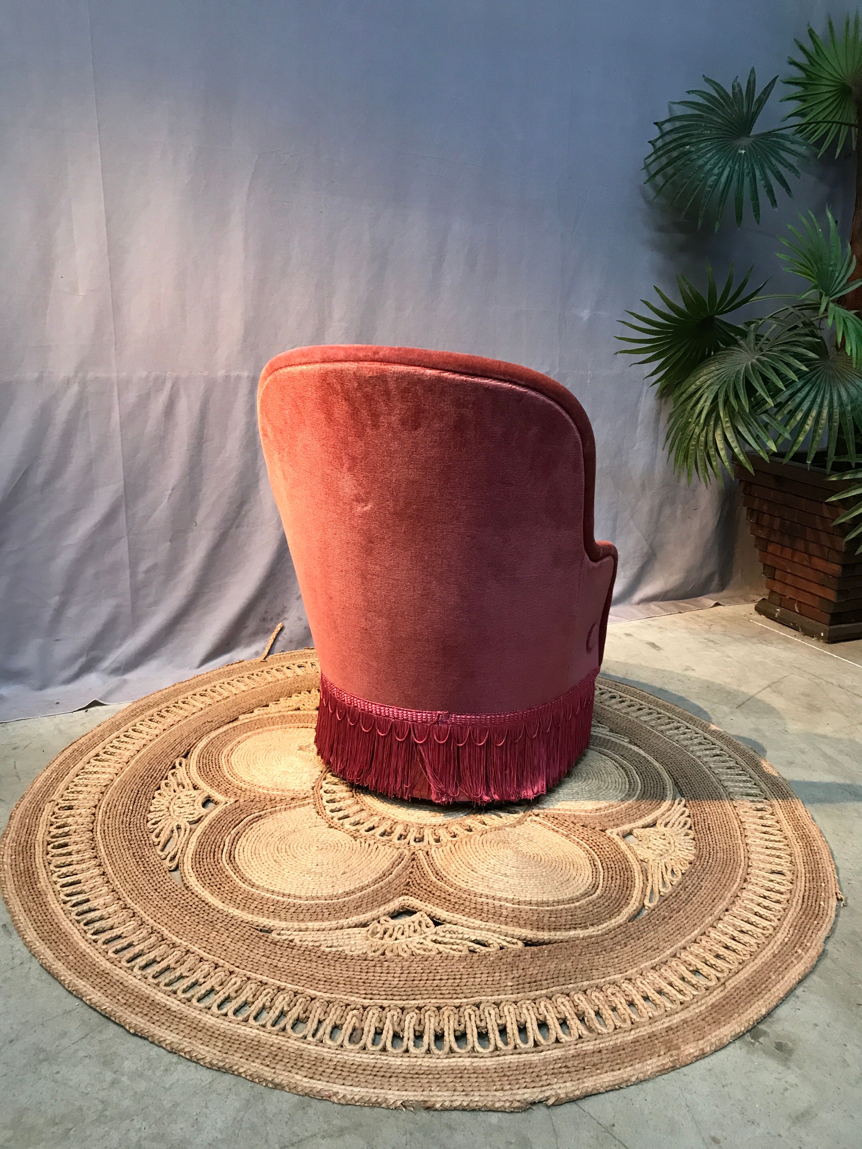 Velvet toad armchair