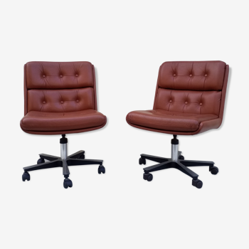 Pair of leather armchairs of the 60s 70s