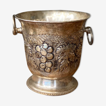 Silver metal champagne bucket