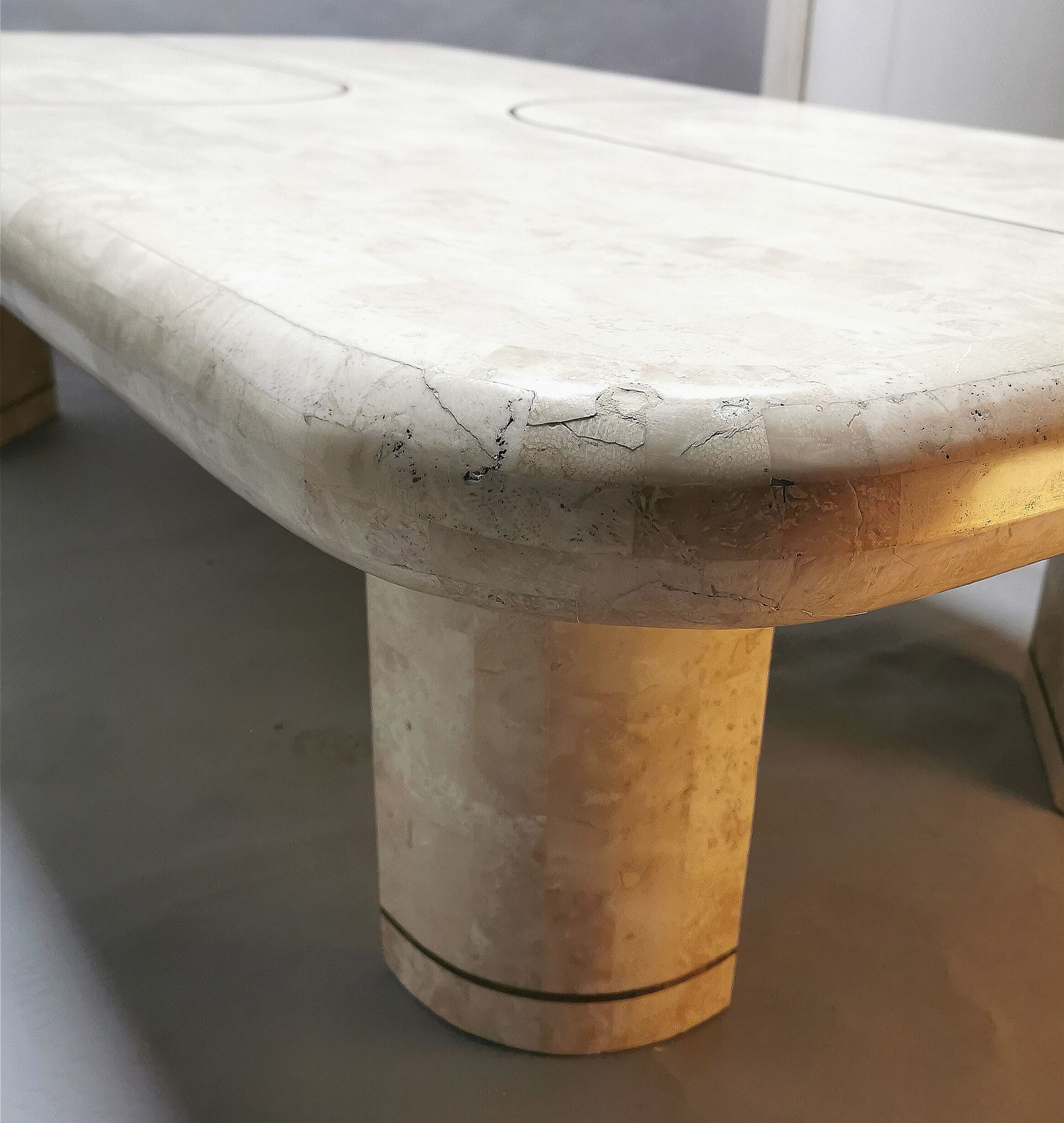 Coffee table in mosaic travertine and brass 70