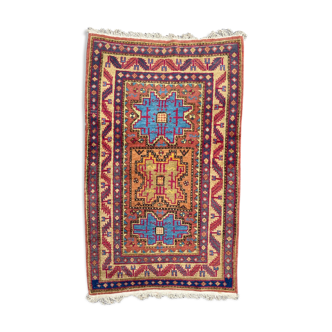 Vintage carpet sinkiang caucasian designs 92x150 cm