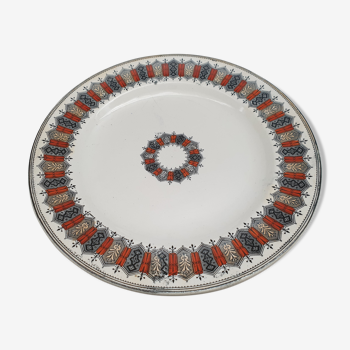 Vintage round dish in English earthenware