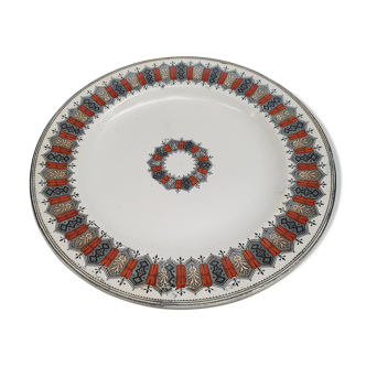 Vintage round dish in English earthenware