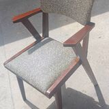 Desk chair