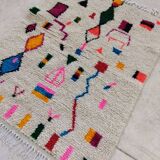 Handmade moroccan berber rug 138 x 104 cm