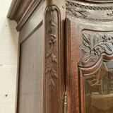 Bride wardrobe in carved channel Showcase two doors 19th century
