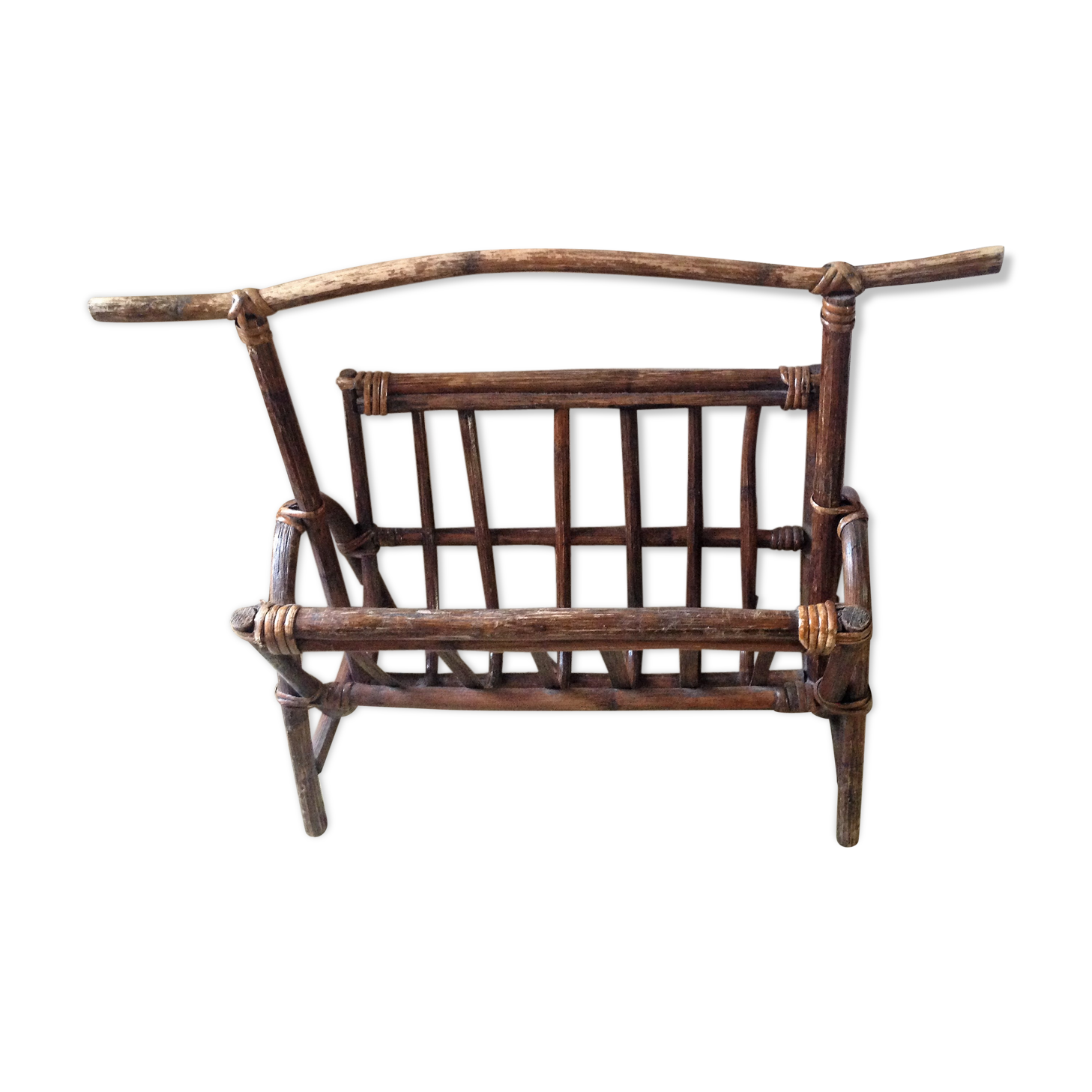 Door old rattan bamboo vintage magazines