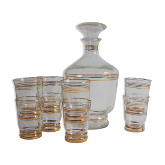 Vintage liquor service