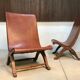 Ensemble de 2 fauteuils à dossier haut en cuir espagnol par Pierre Lottier, années 1950.
