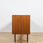 Buffet Mid-Century Modern par Victor Wilkins pour G-Plan, années 1960.