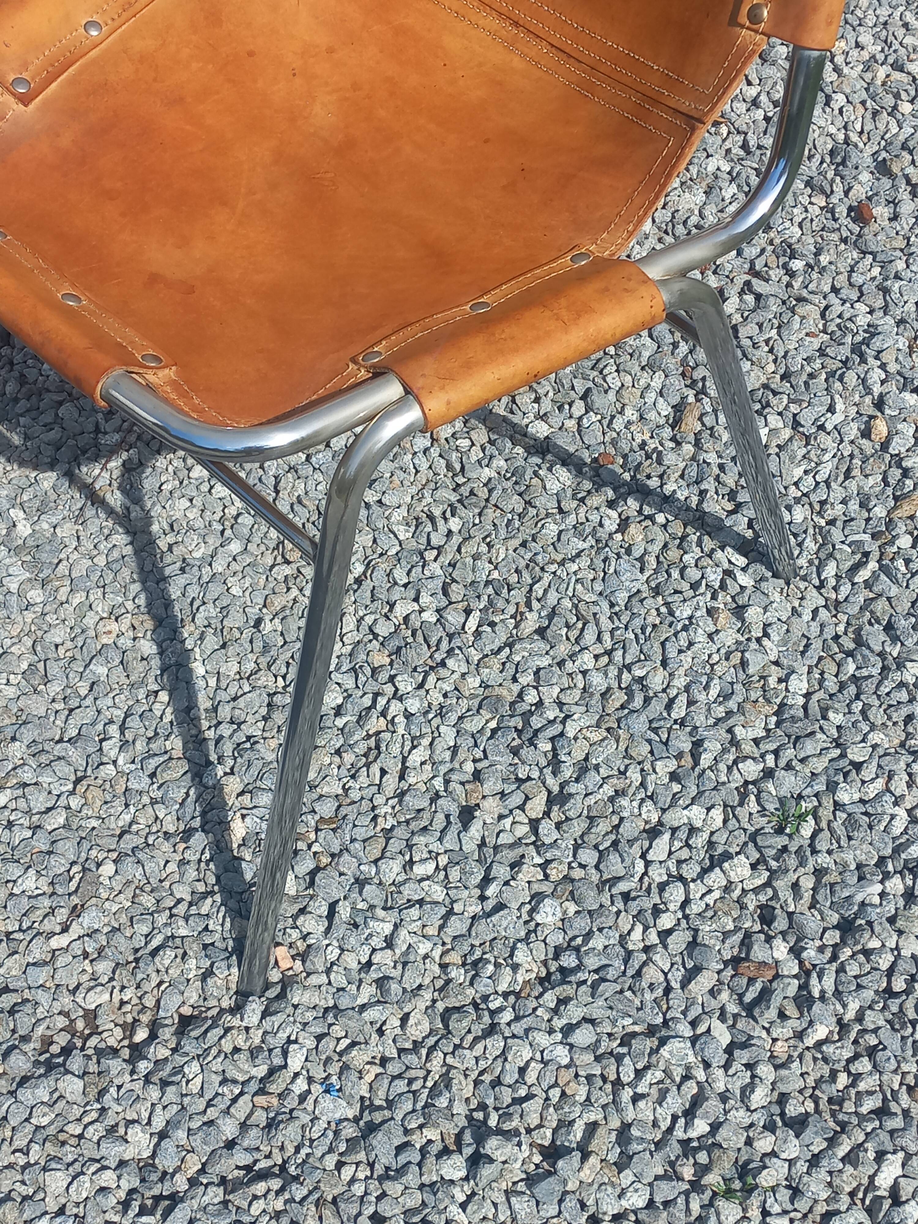 Paire de chaises design de Charlotte Perriand pour les Arcs