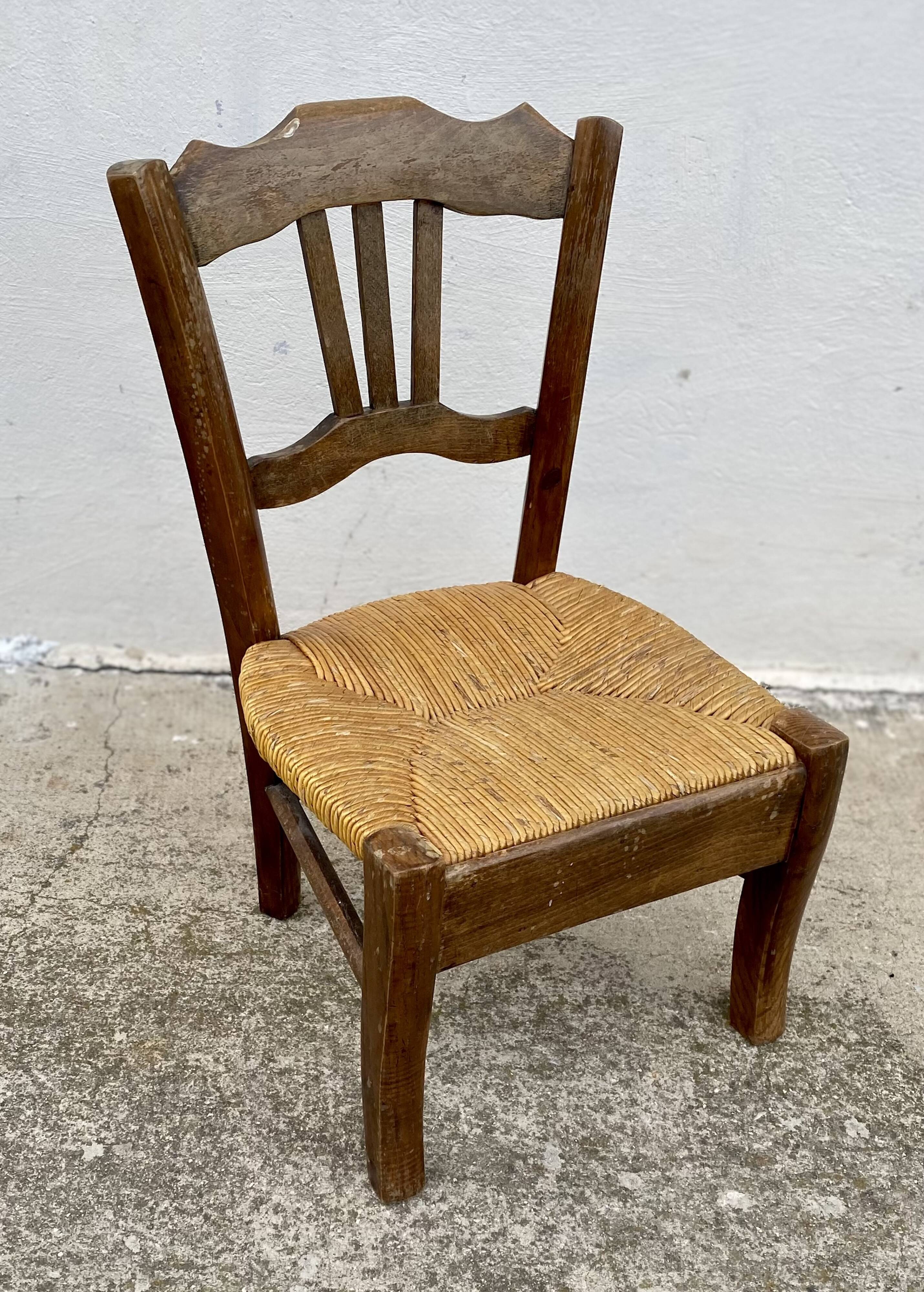 Children's straw chair