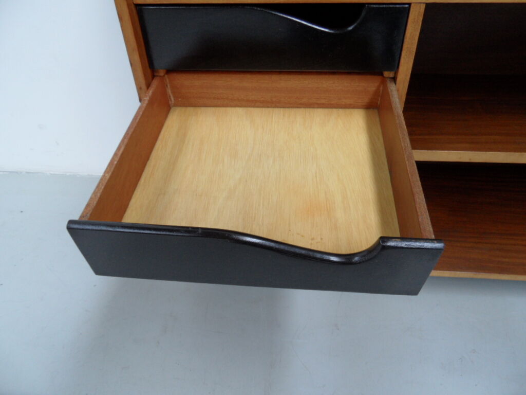 Buffet des années 1960, style mid-century