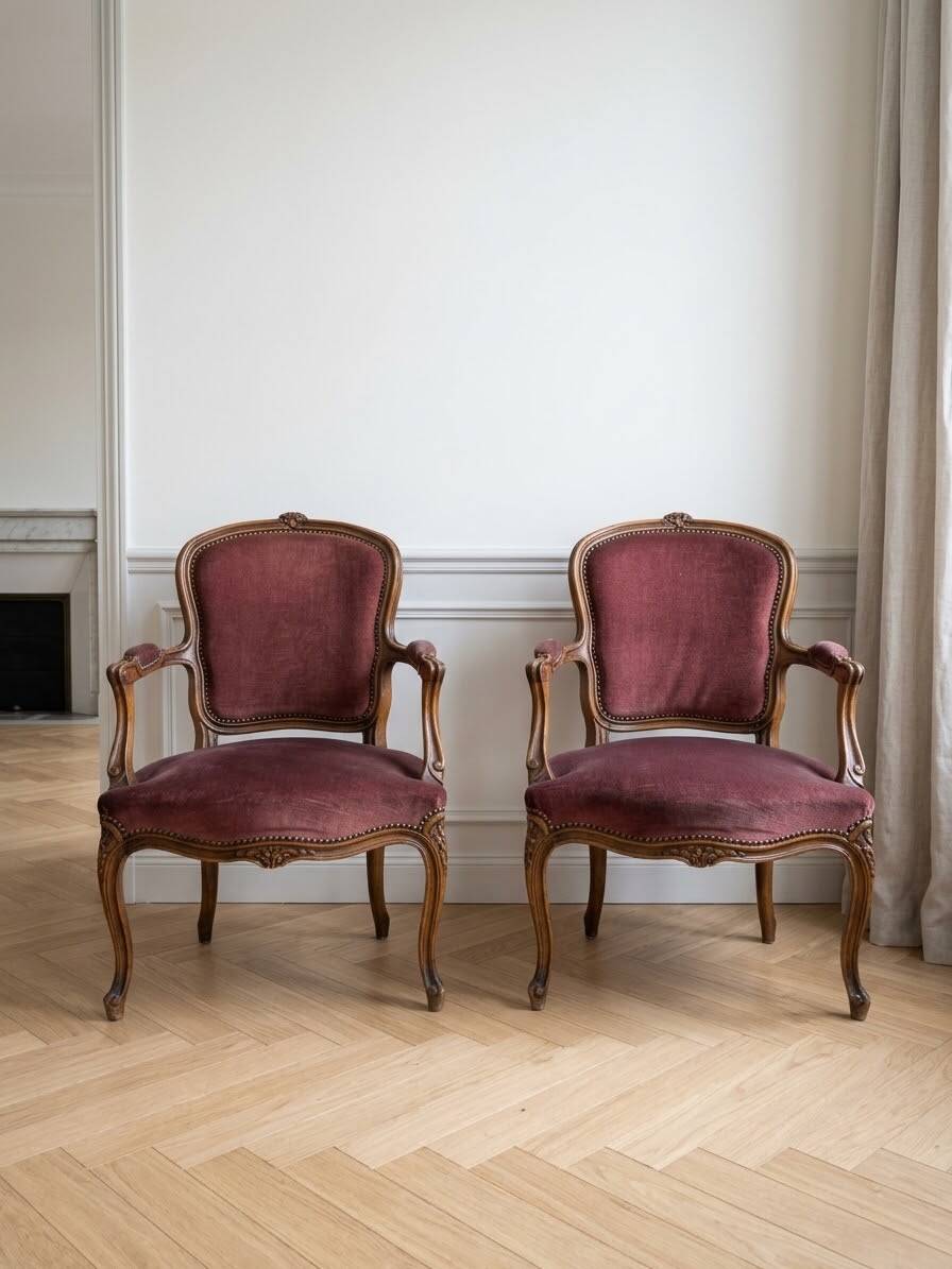 Pair of Louis XV armchairs in wood and pink velvet