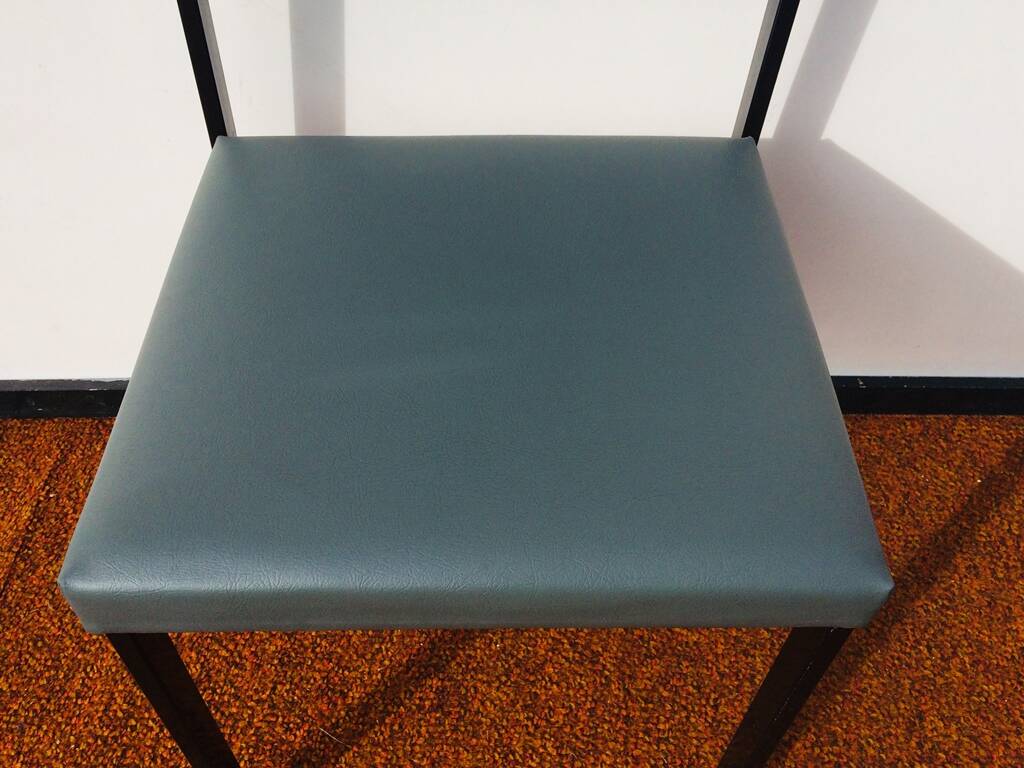 Pair of Pastoe style chairs. Vintage 60s.