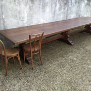 Table de conférence monastère chêne