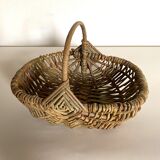 Small wicker basket