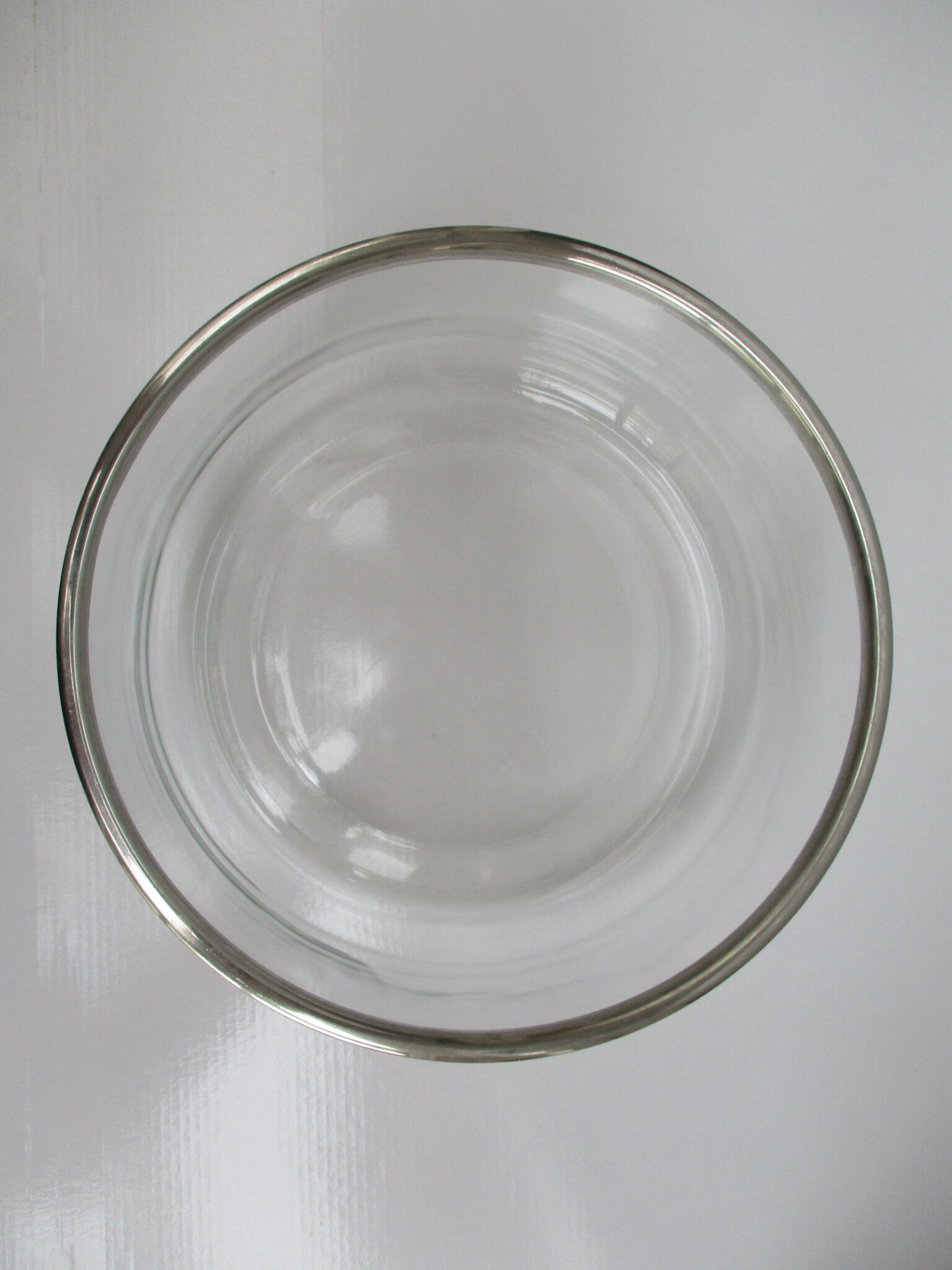 Glass bowl silver metal edge