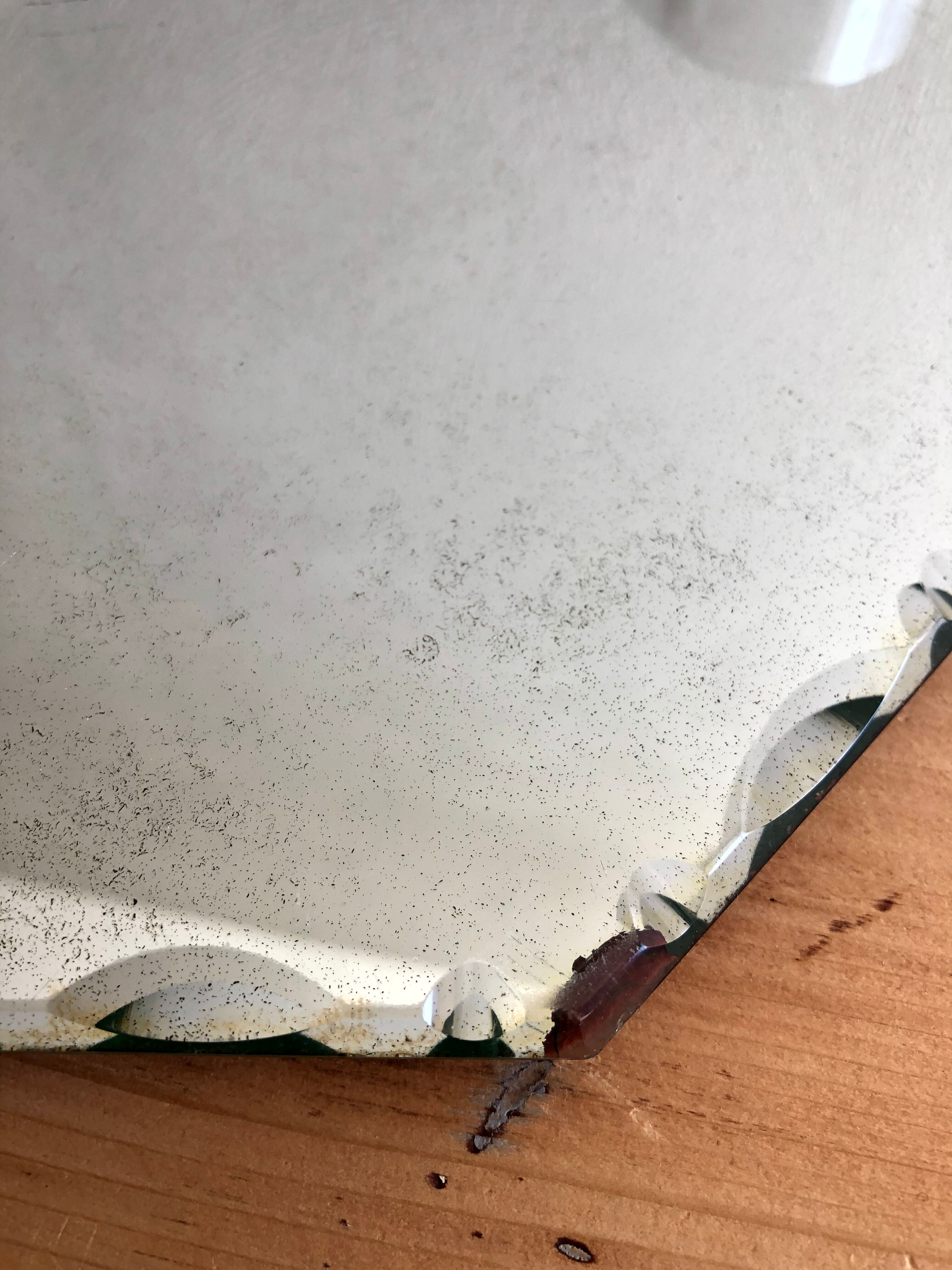 Octagonal bevelled mirror - 27 x 27 cm