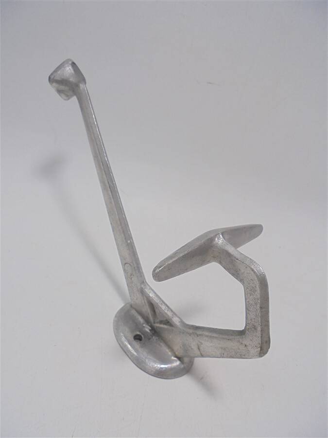 Aluminum coat hook
