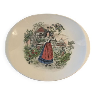 Sarreguemines porcelain dish Alsatian motif for decoration or collection