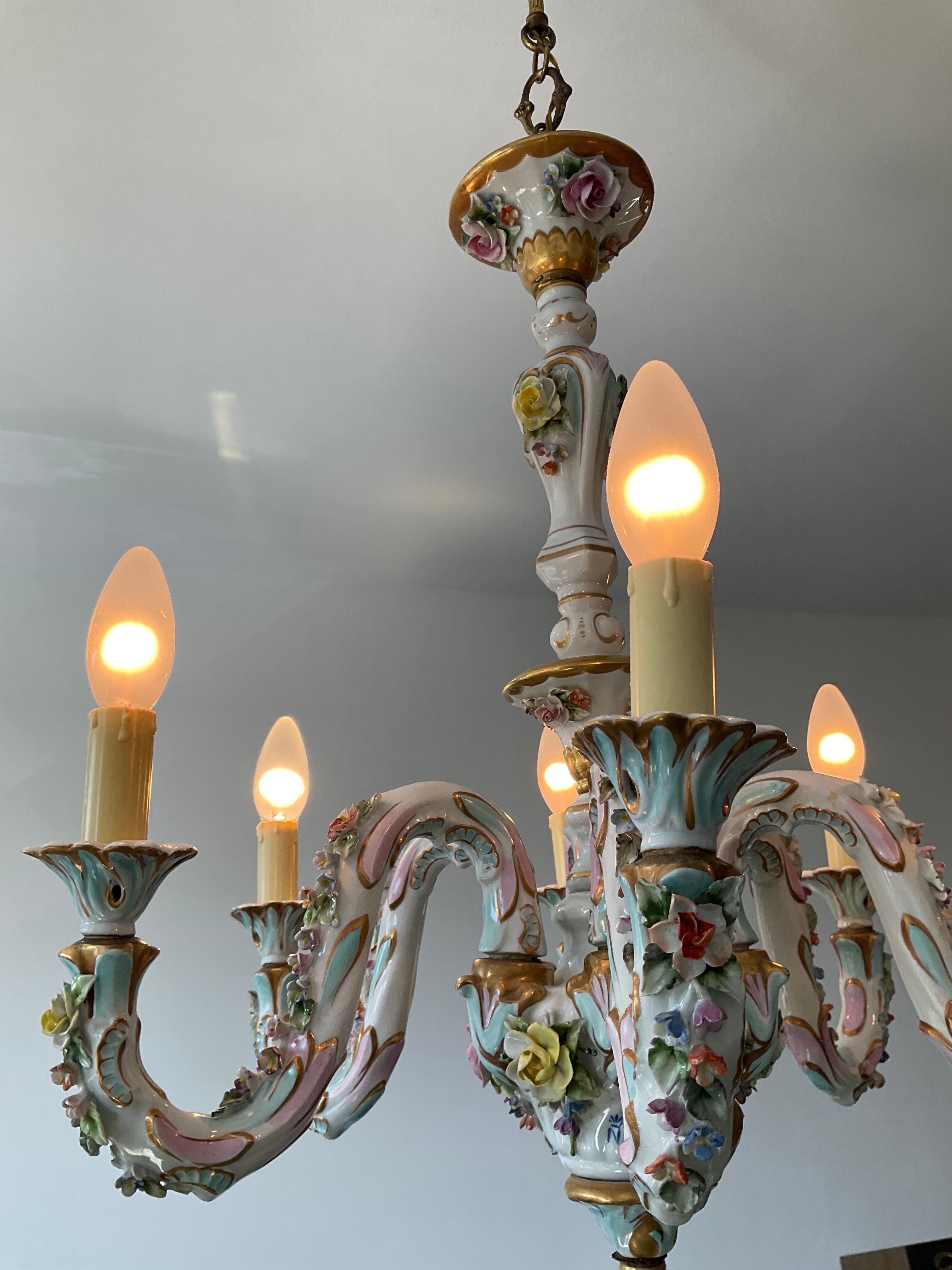 Old chandelier Capodimonte porcelain Italy 6 arms