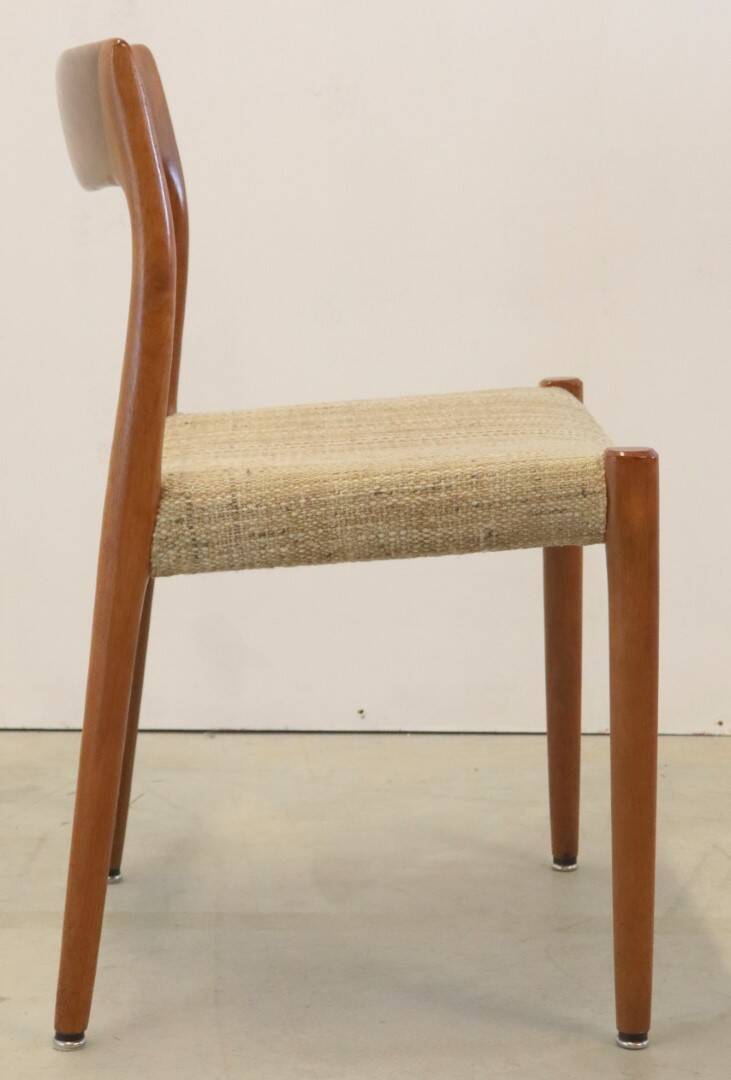 Suite de 6 chaises Niels O Möller modèle 77' Dukkerup