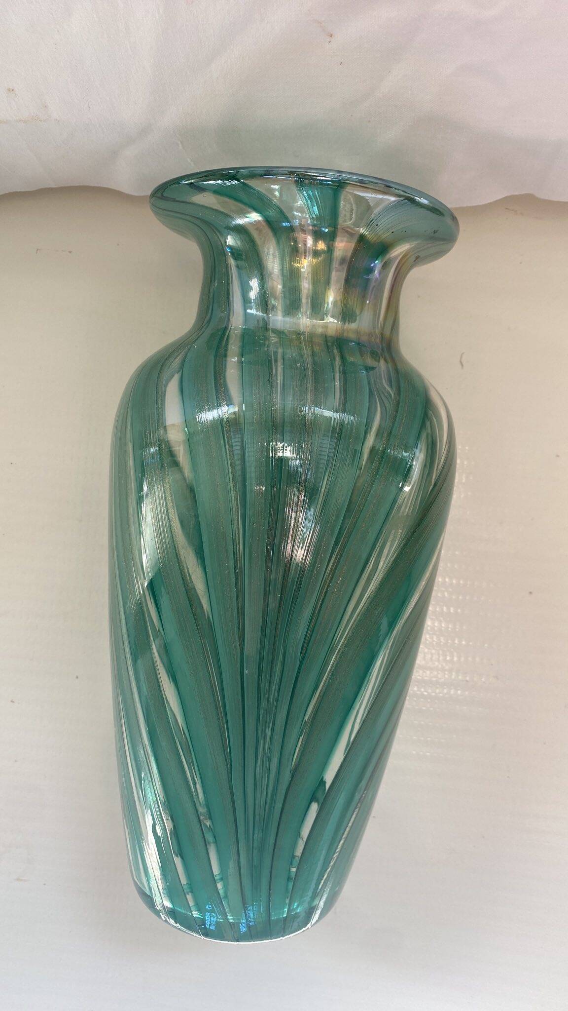 Filigree vase (Murano / Venini style)